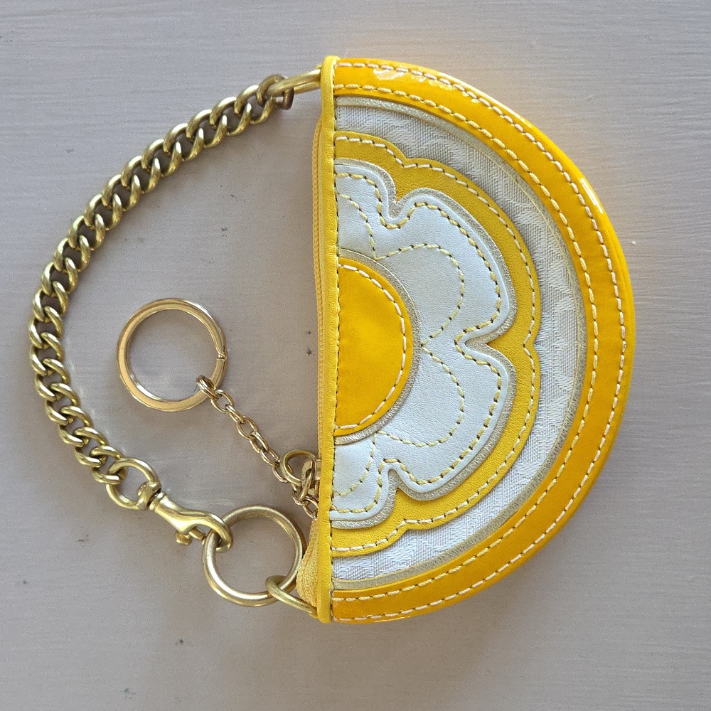 COACH Daisy Floral Coin Purse - Picture 1 of 8
